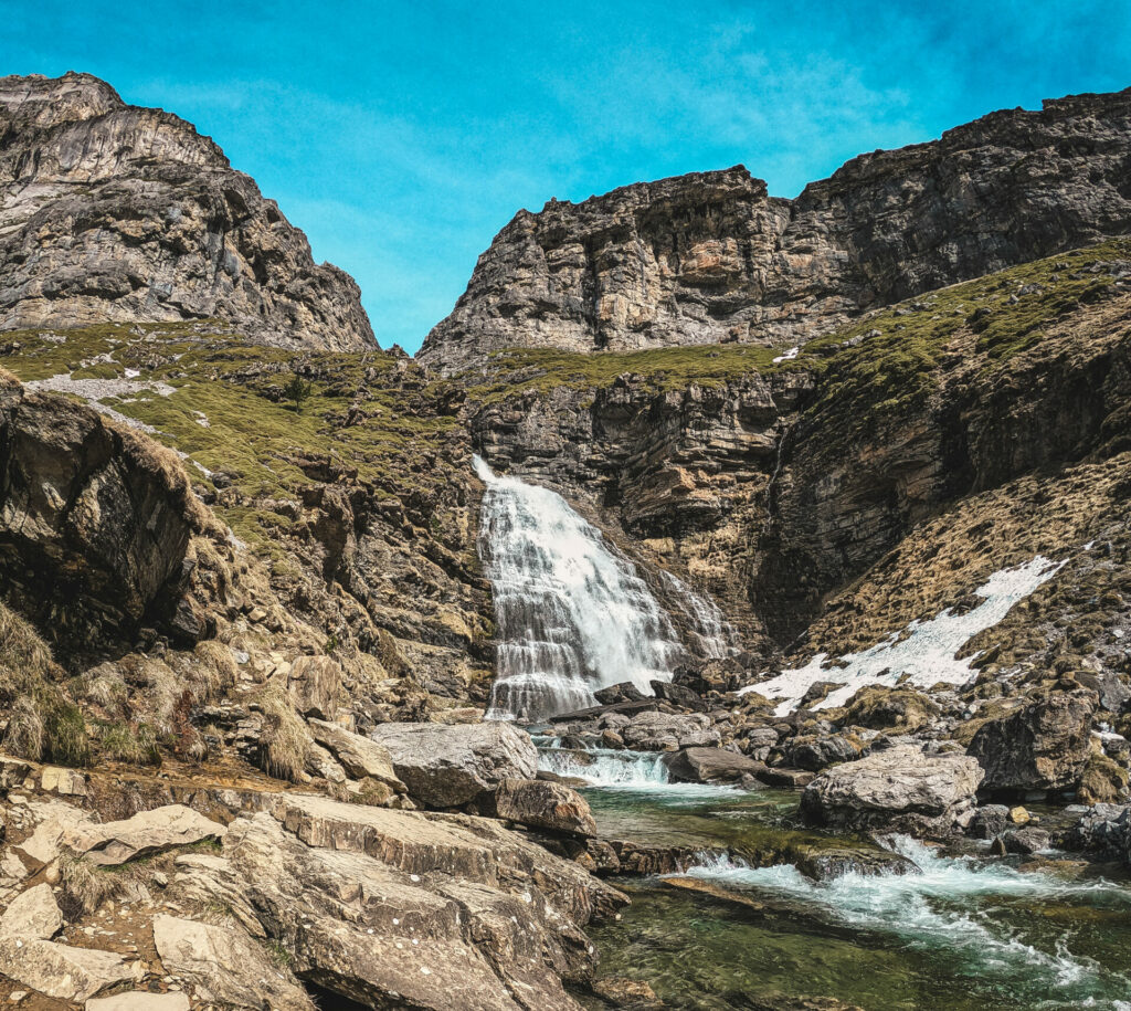 Cola de Caballo: Un paraíso en el corazón de los Pirineos