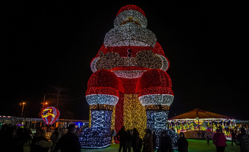 Águeda: Hogar del Papá Noel Más Grande del Mundo